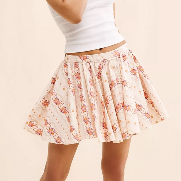 Free People Dresses & Skirts - Free People Summer Mini Skirt